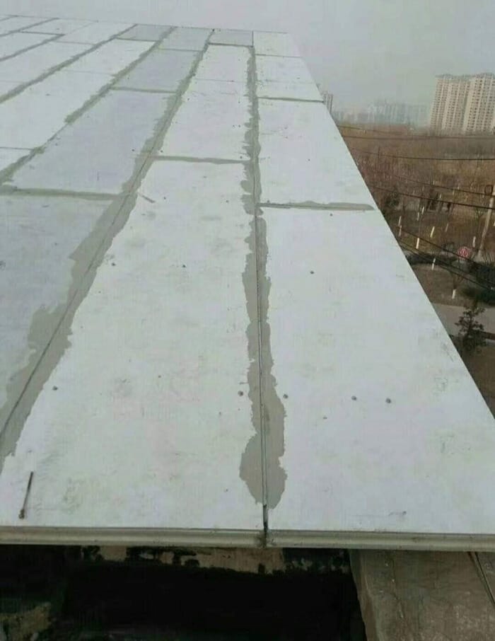 Xây Dựng Lắp Đặt tấm mái bê tông siêu nhẹ Xây Dựng Lắp Đặt tấm mái bê tông siêu nhẹ